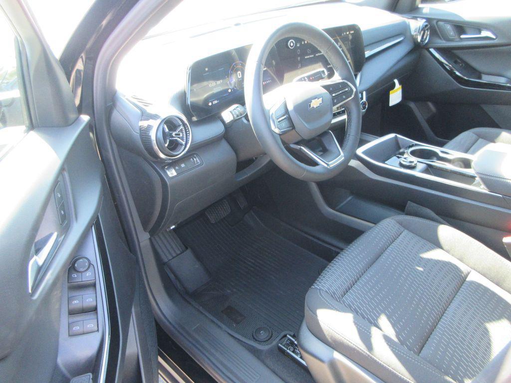 new 2026 Chevrolet Equinox car, priced at $27,808