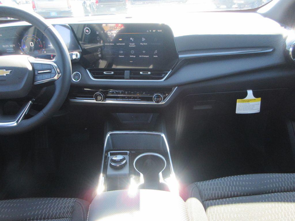 new 2026 Chevrolet Equinox car, priced at $27,808
