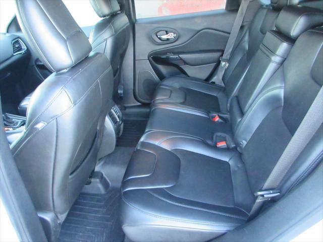 used 2019 Jeep Cherokee car, priced at $13,950