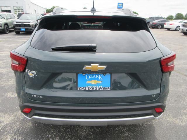 new 2025 Chevrolet Trax car, priced at $23,882