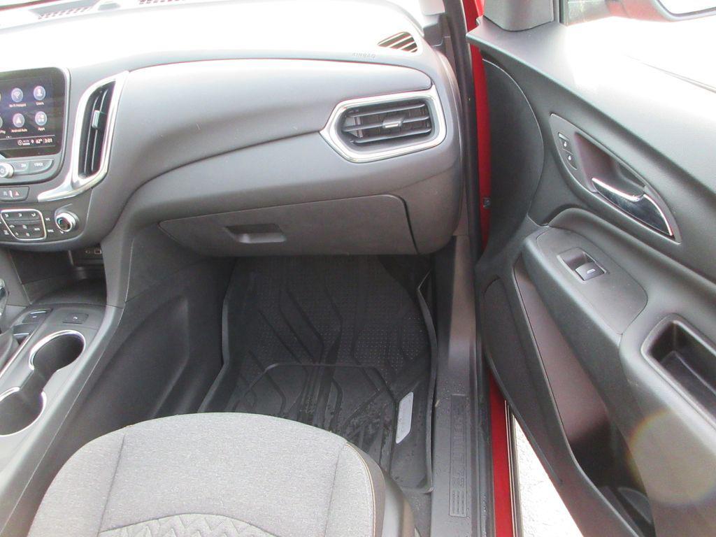 used 2024 Chevrolet Equinox car, priced at $25,650