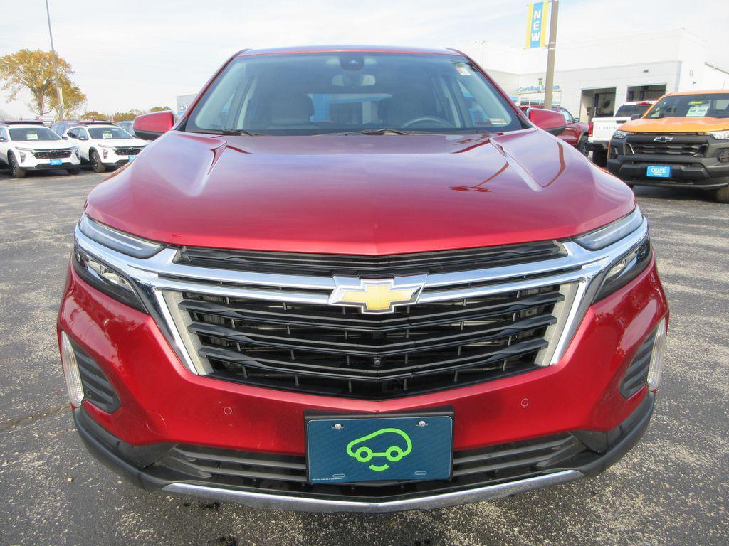 used 2024 Chevrolet Equinox car, priced at $25,650
