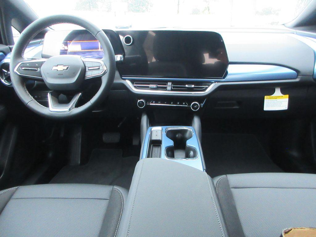 new 2026 Chevrolet Equinox EV car, priced at $43,189