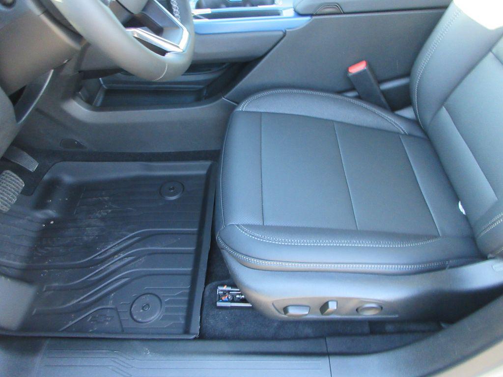 new 2026 Chevrolet Equinox EV car, priced at $44,046