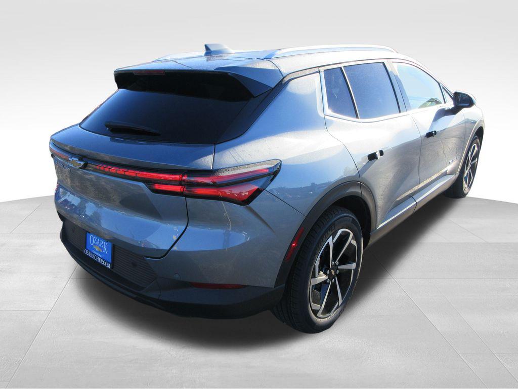 new 2026 Chevrolet Equinox EV car, priced at $44,046