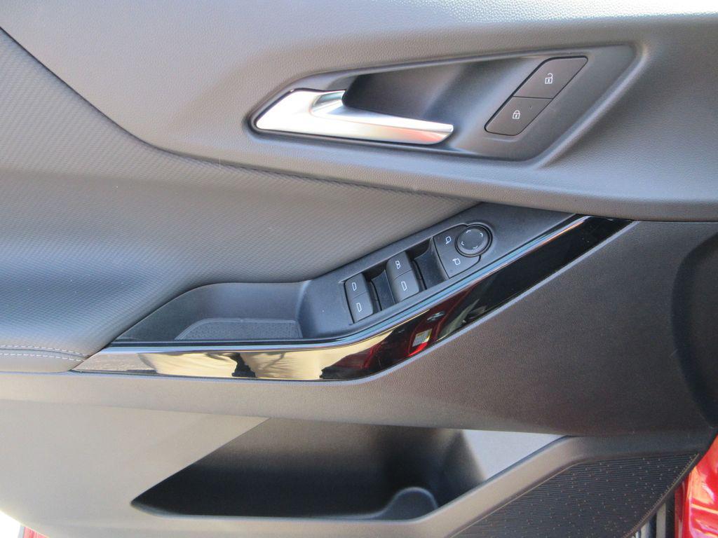 new 2026 Chevrolet Equinox car, priced at $29,699