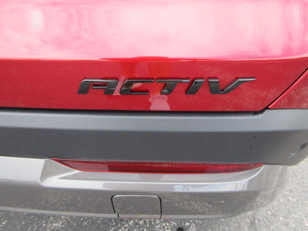 new 2026 Chevrolet Equinox car, priced at $33,302