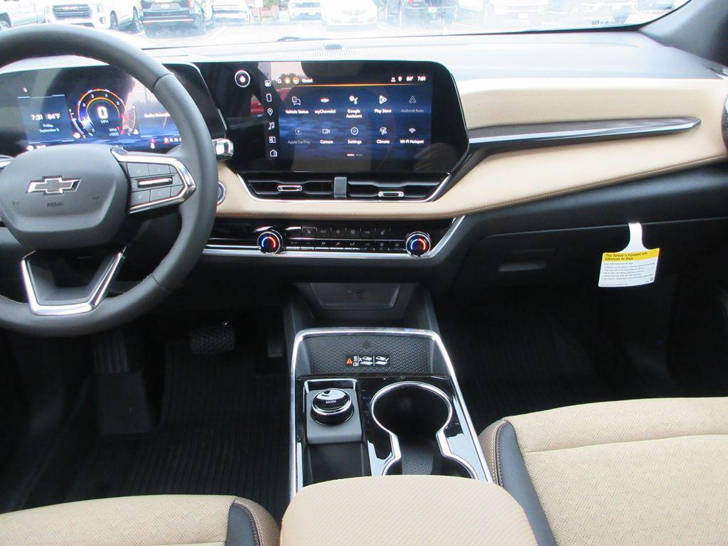 new 2026 Chevrolet Equinox car, priced at $32,452