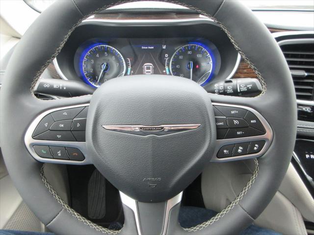 used 2023 Chrysler Pacifica car, priced at $25,600