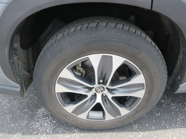 used 2020 Toyota Highlander car, priced at $22,800