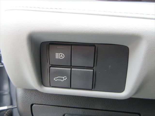 used 2020 Toyota Highlander car, priced at $22,800