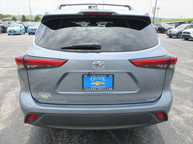used 2020 Toyota Highlander car, priced at $22,800