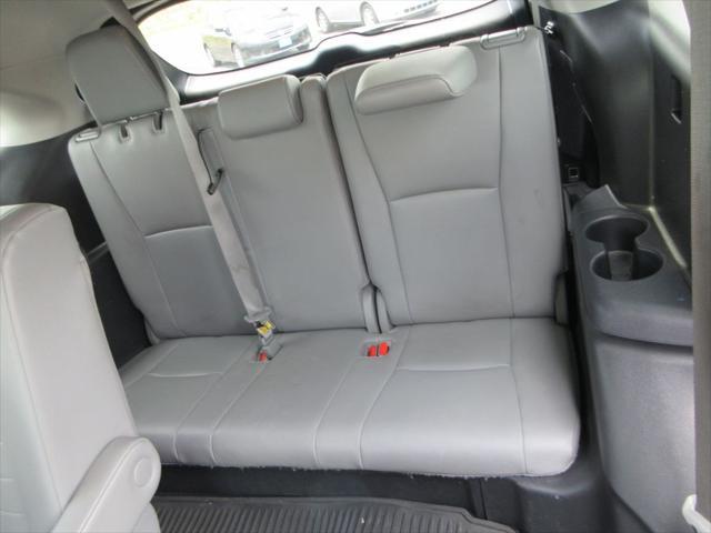 used 2020 Toyota Highlander car, priced at $22,800