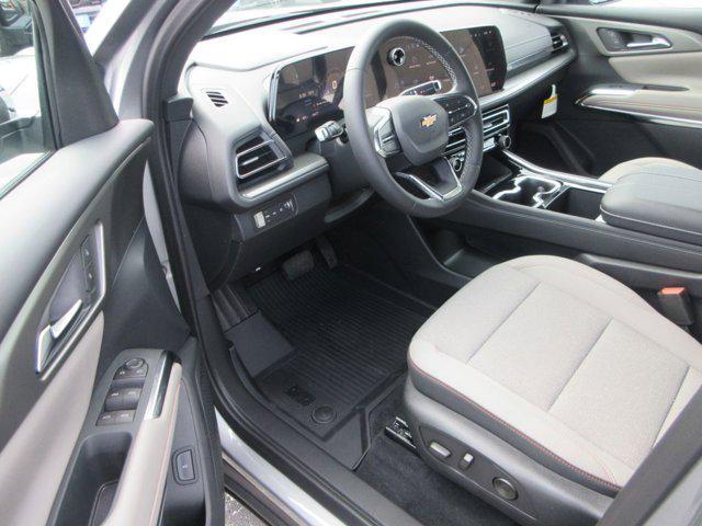 new 2025 Chevrolet Traverse car, priced at $42,944