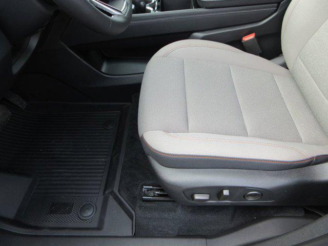 new 2025 Chevrolet Traverse car, priced at $42,944