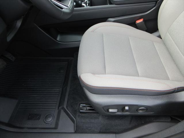 new 2025 Chevrolet Traverse car, priced at $43,544