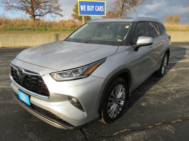 used 2022 Toyota Highlander car, priced at $36,800