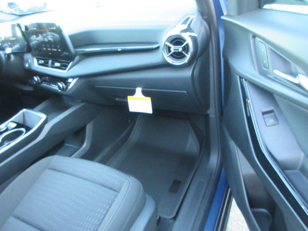 new 2026 Chevrolet Equinox car, priced at $30,101