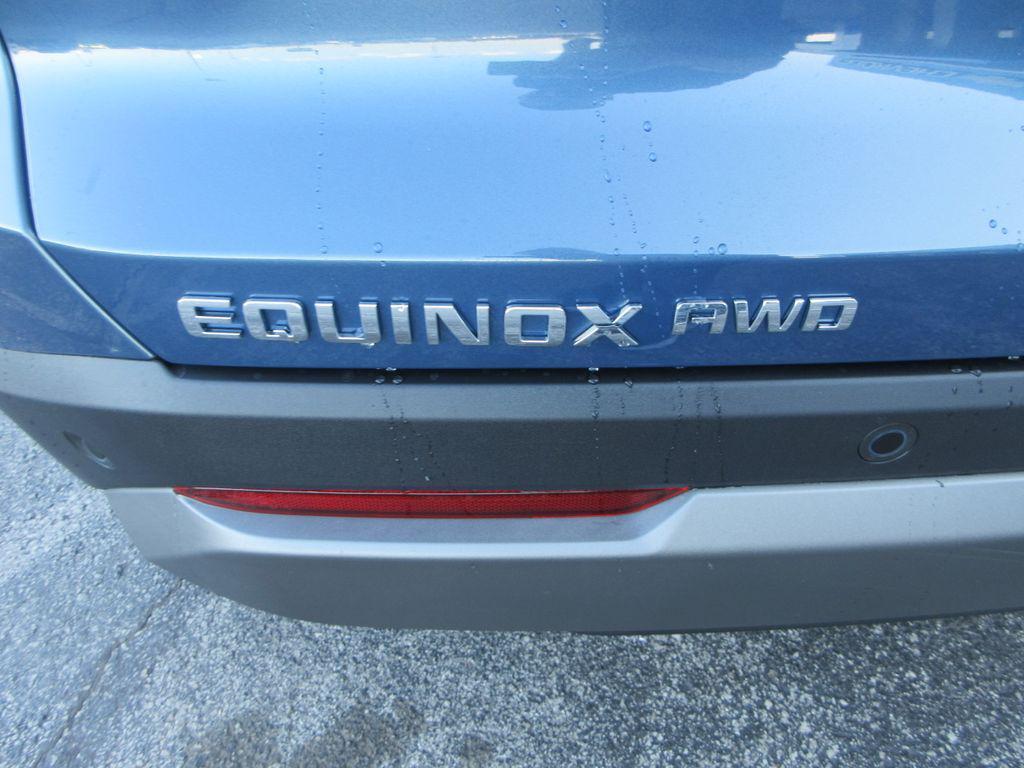 new 2026 Chevrolet Equinox car, priced at $30,101