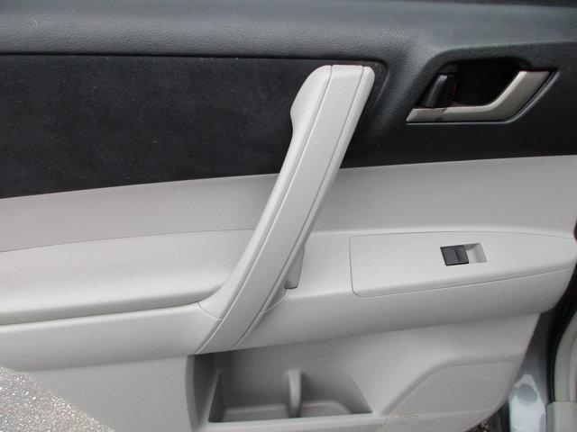 used 2011 Toyota Highlander car, priced at $7,800