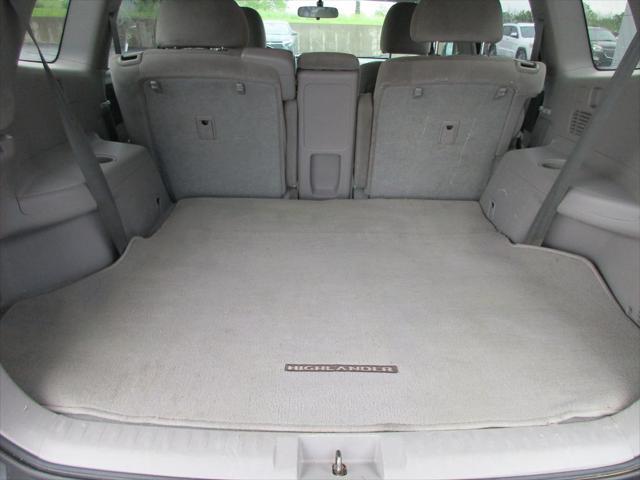 used 2011 Toyota Highlander car, priced at $6,400