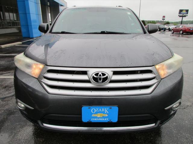 used 2011 Toyota Highlander car, priced at $6,400