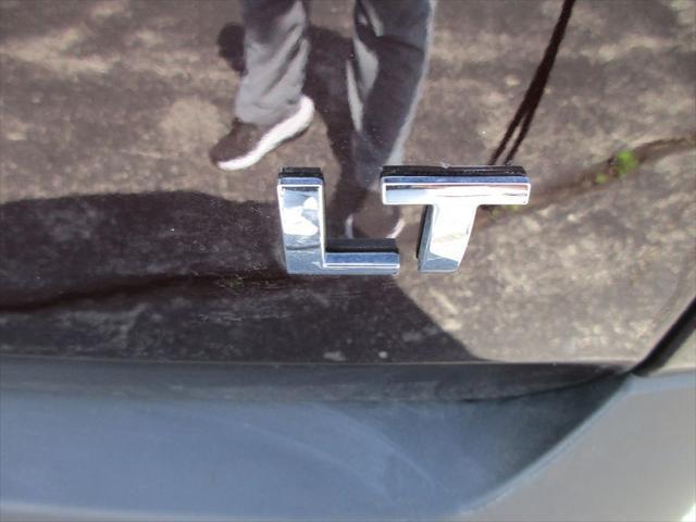 used 2023 Chevrolet Traverse car, priced at $31,950