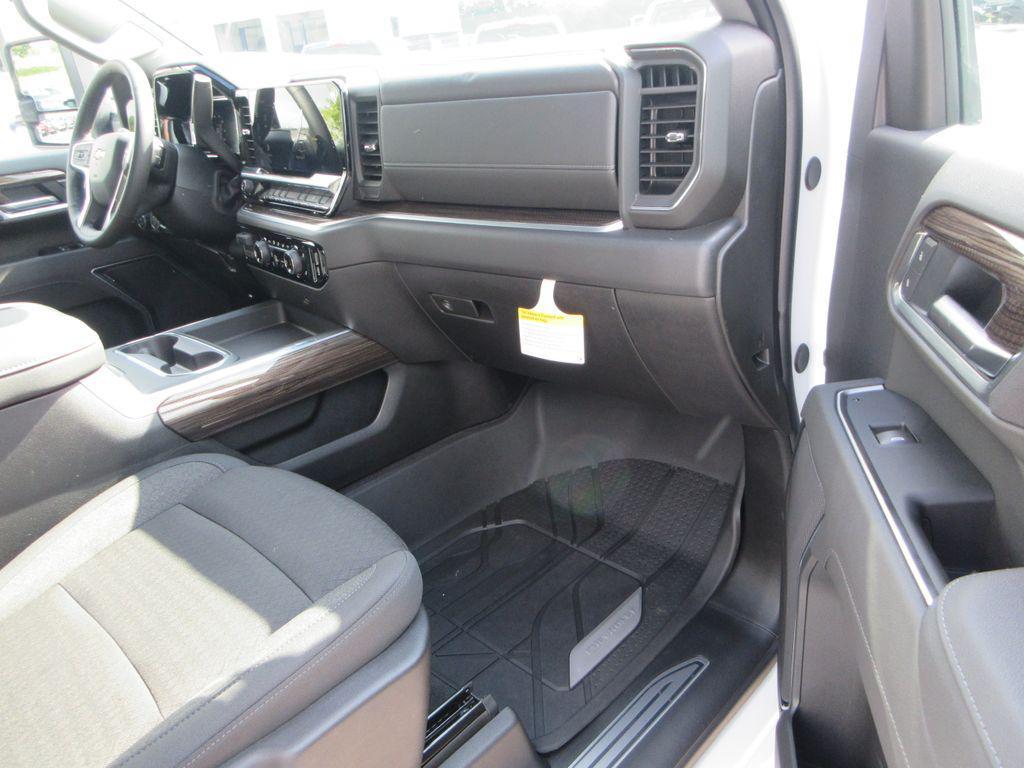 new 2026 Chevrolet Silverado 3500 car, priced at $68,294