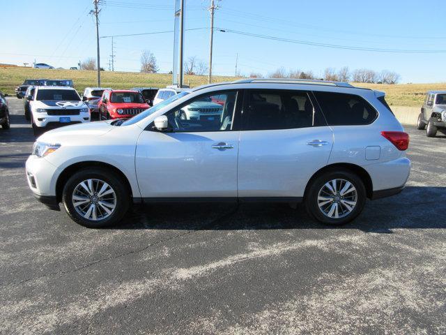 used 2020 Nissan Pathfinder car, priced at $18,920