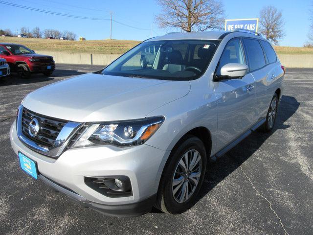 used 2020 Nissan Pathfinder car, priced at $18,920