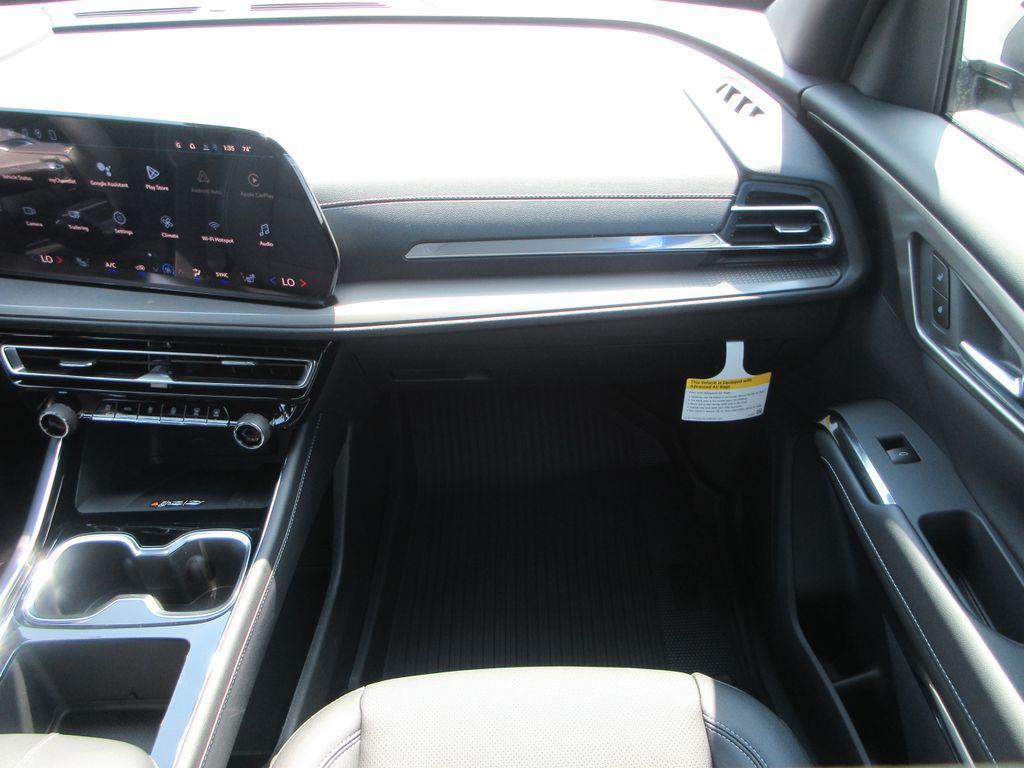 new 2026 Chevrolet Traverse car, priced at $42,761