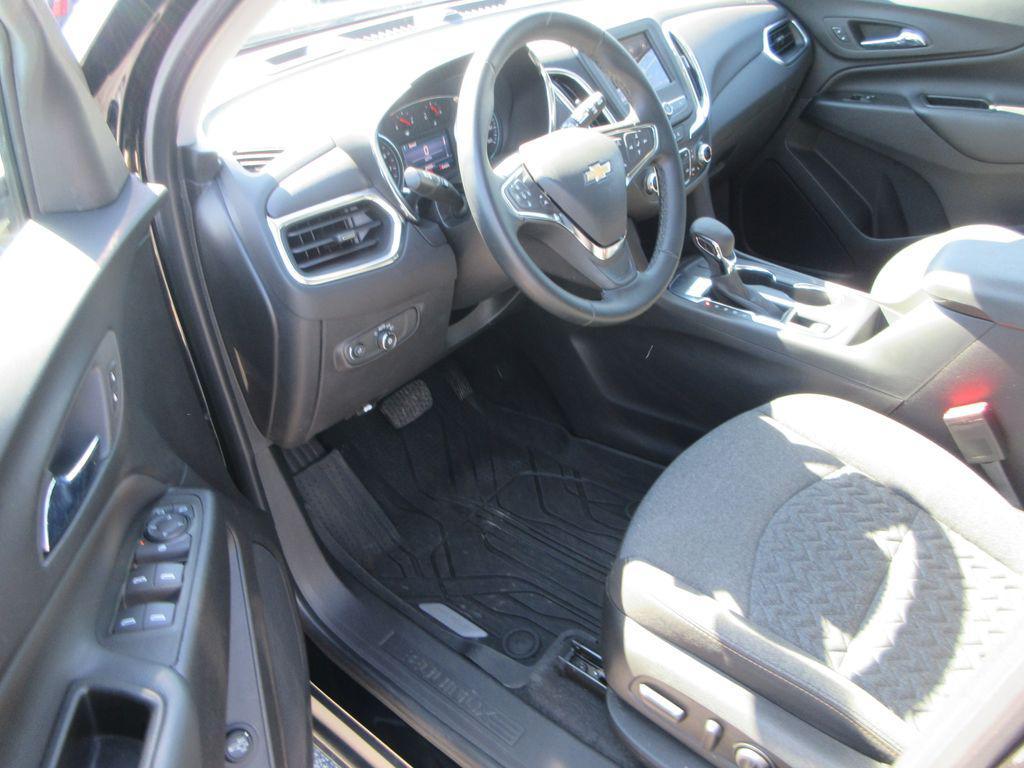 used 2023 Chevrolet Equinox car, priced at $21,950
