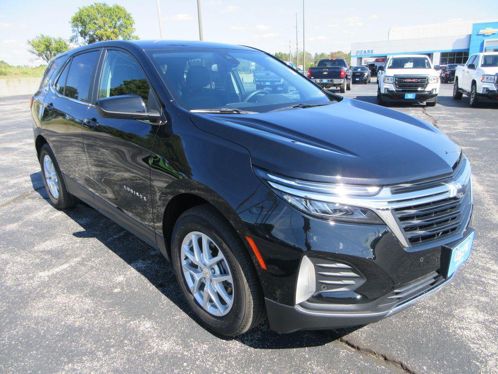 used 2023 Chevrolet Equinox car, priced at $21,950