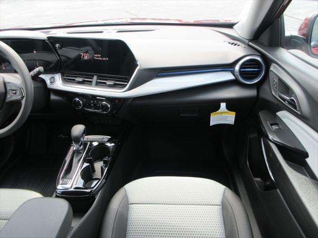 new 2025 Chevrolet Trax car, priced at $23,290