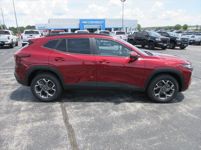 new 2025 Chevrolet Trax car, priced at $23,290