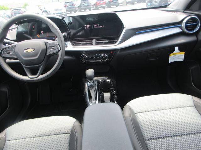new 2025 Chevrolet Trax car, priced at $23,290
