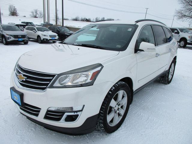 used 2015 Chevrolet Traverse car, priced at $8,980