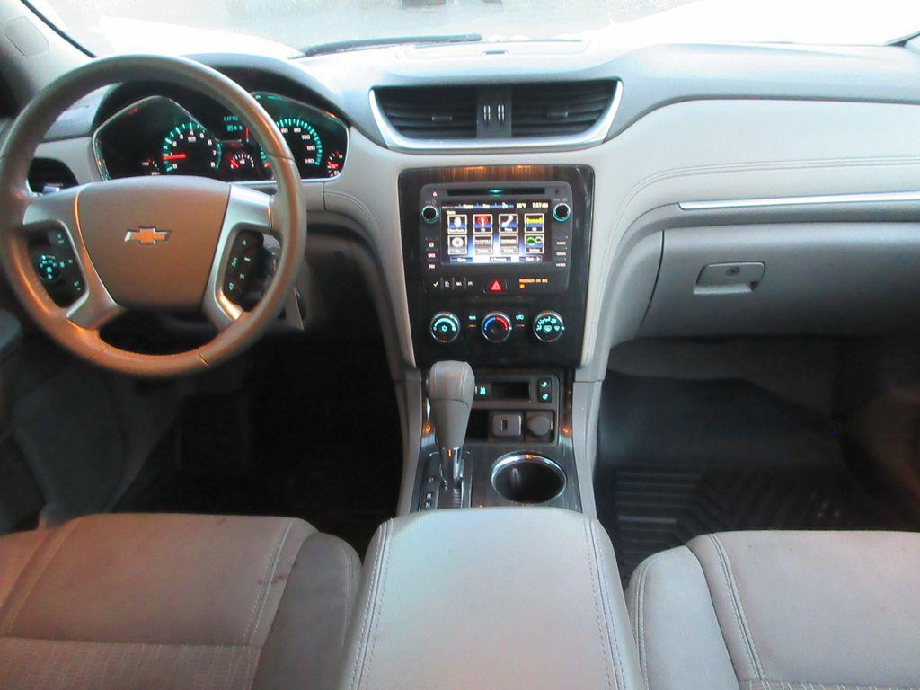 used 2016 Chevrolet Traverse car, priced at $8,800