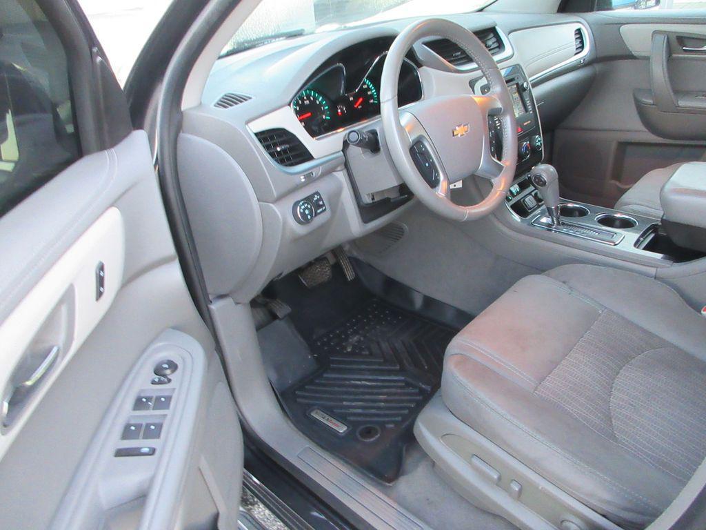 used 2016 Chevrolet Traverse car, priced at $8,800