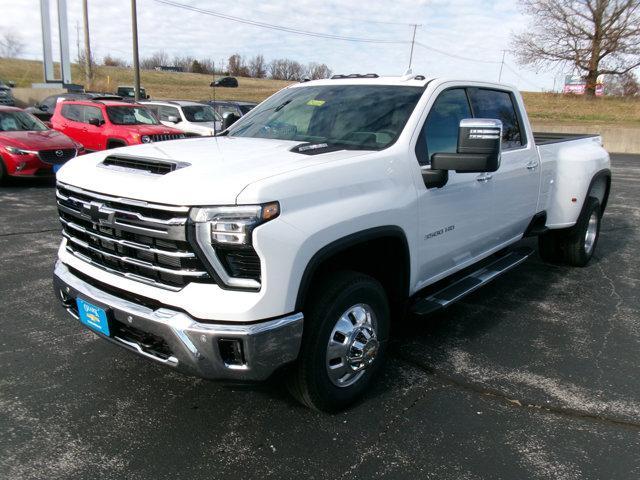 new 2025 Chevrolet Silverado 3500 car, priced at $82,160