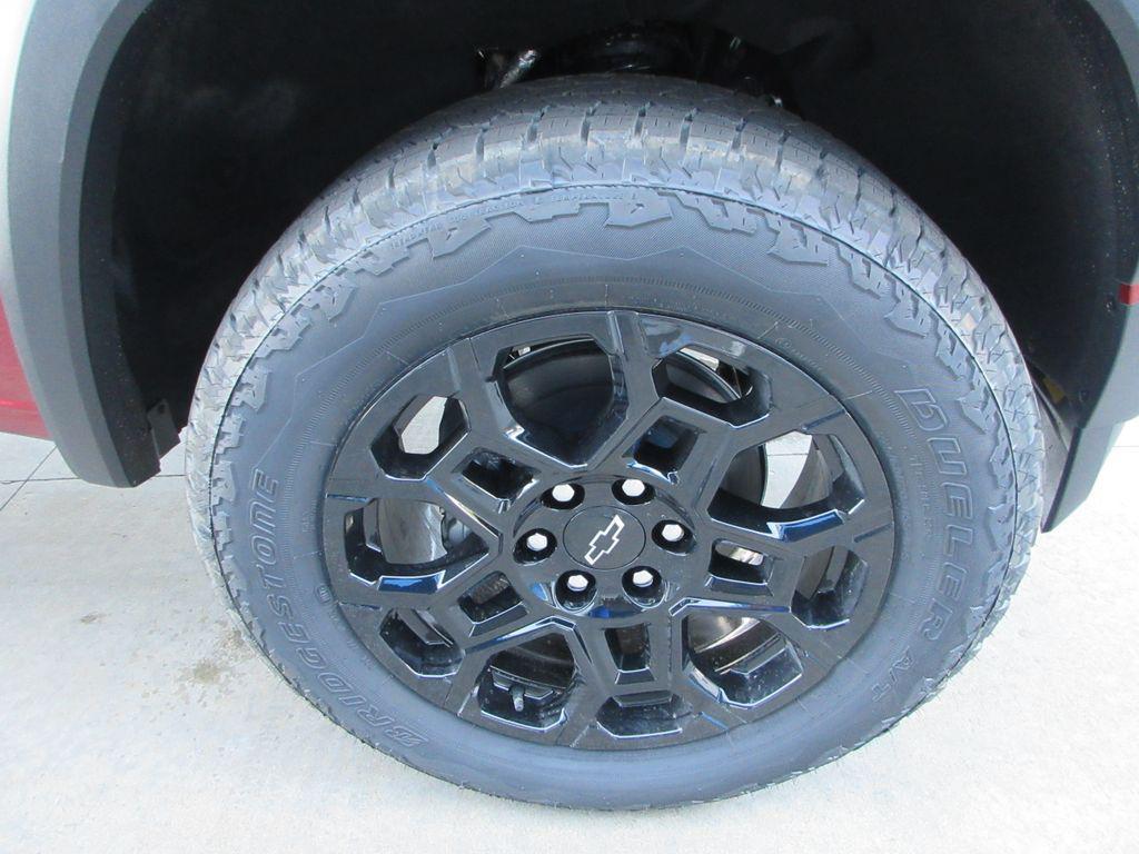 new 2026 Chevrolet Colorado car, priced at $42,415