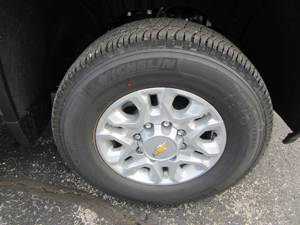 new 2025 Chevrolet Silverado 2500 car, priced at $60,261