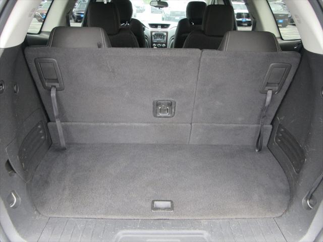 used 2016 Chevrolet Traverse car, priced at $12,800
