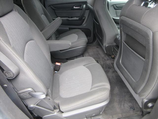 used 2016 Chevrolet Traverse car, priced at $12,800