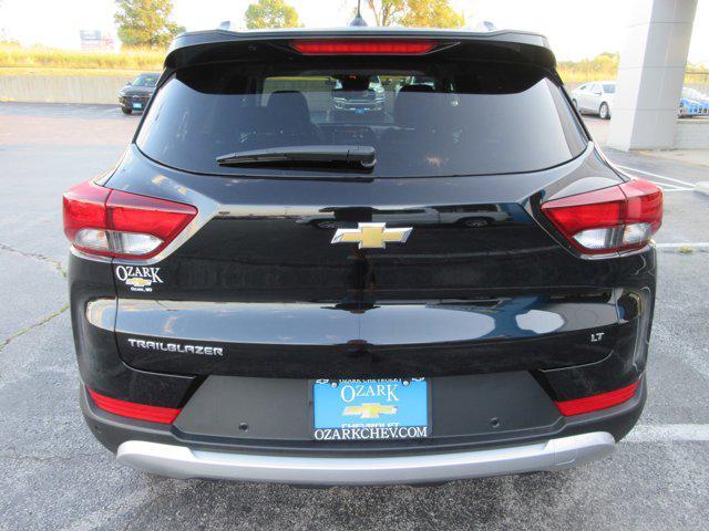 new 2025 Chevrolet TrailBlazer car, priced at $25,667