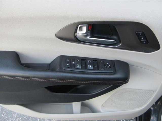 used 2020 Chrysler Pacifica car, priced at $9,950