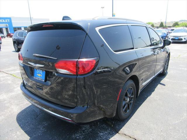 used 2020 Chrysler Pacifica car, priced at $9,600