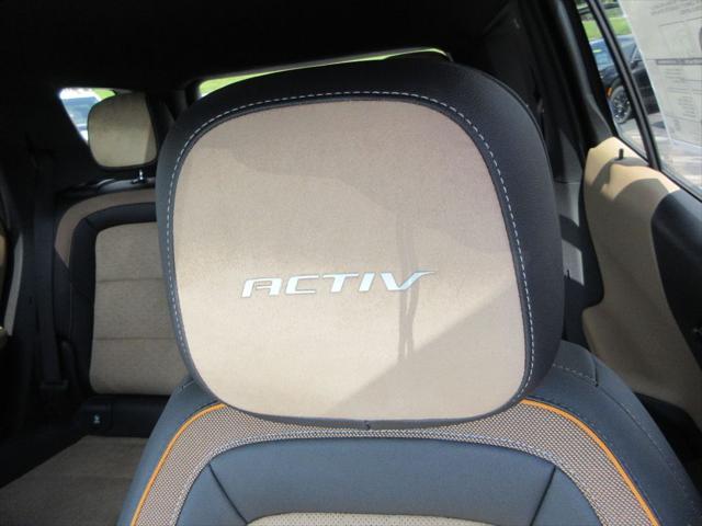 new 2026 Chevrolet Equinox car, priced at $33,100