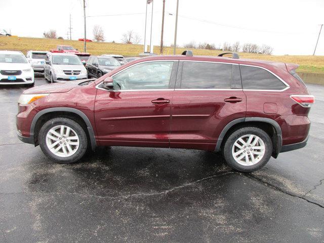 used 2015 Toyota Highlander car, priced at $16,903