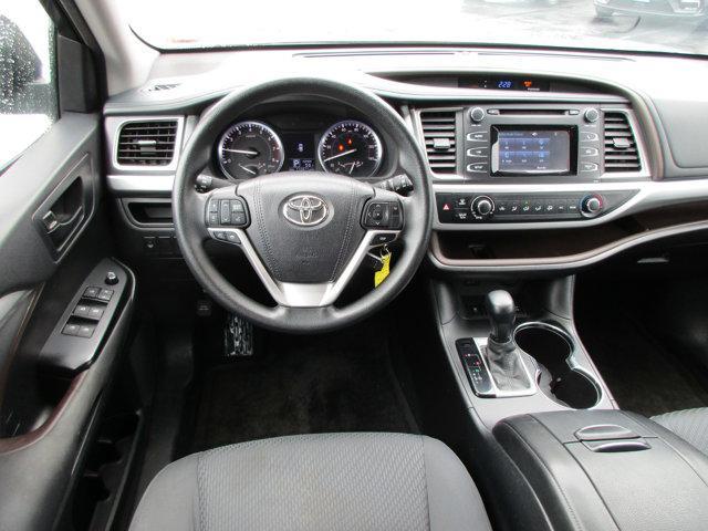 used 2015 Toyota Highlander car, priced at $16,903